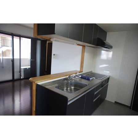 ロイヤル トーリータワーズの物件内観写真